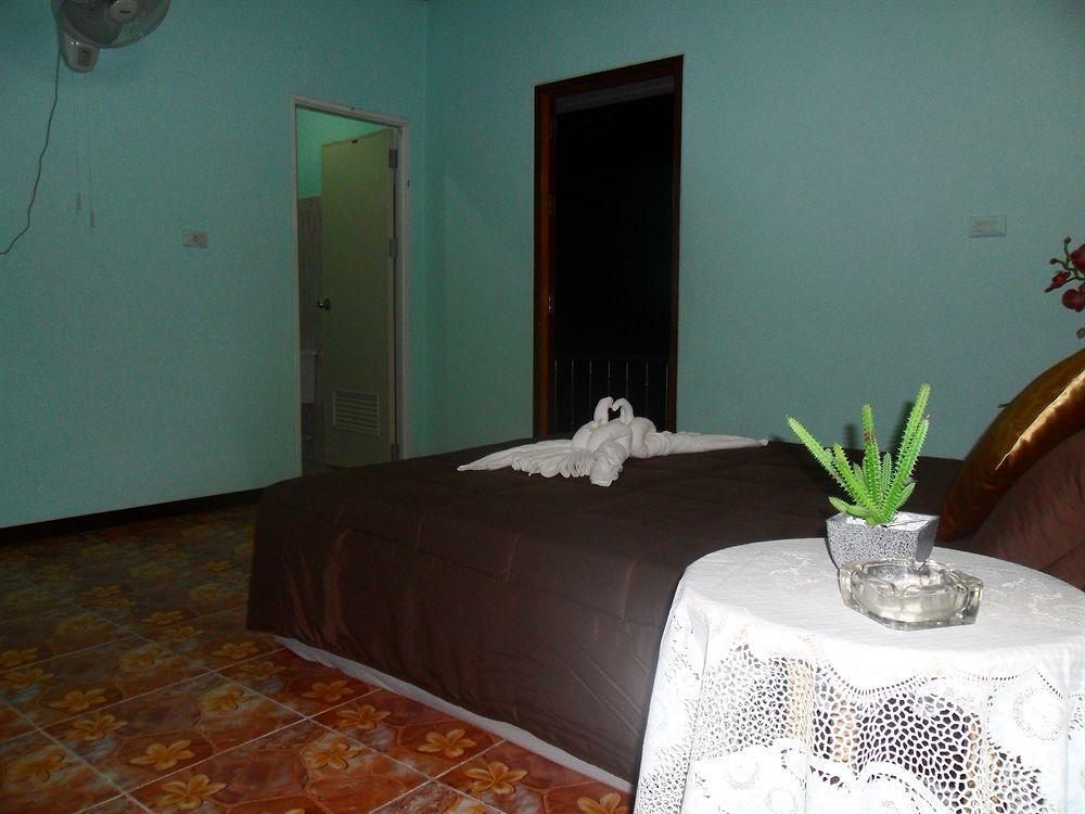 Kantaing Boutique Guest House Ko Lanta Extérieur photo