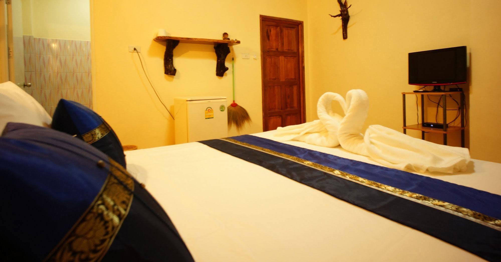 Kantaing Boutique Guest House Ko Lanta Extérieur photo